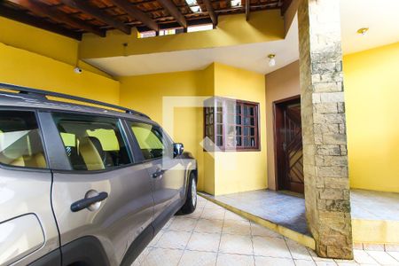 Casa à venda com 150m², 3 quartos e 3 vagas Casa à venda com 150m², 3 quartos e 3 vagasGaragem