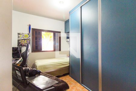 Casa à venda com 150m², 3 quartos e 3 vagas Casa à venda com 150m², 3 quartos e 3 vagasQuarto 2