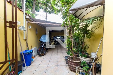 Casa à venda com 150m², 3 quartos e 3 vagas Casa à venda com 150m², 3 quartos e 3 vagasQuintal