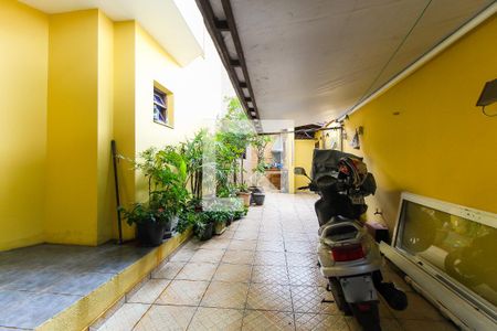Casa à venda com 150m², 3 quartos e 3 vagas Casa à venda com 150m², 3 quartos e 3 vagasGaragem