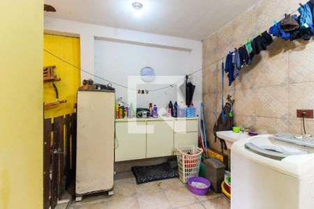 Casa à venda com 150m², 3 quartos e 3 vagas Casa à venda com 150m², 3 quartos e 3 vagasÁrea de Serviço