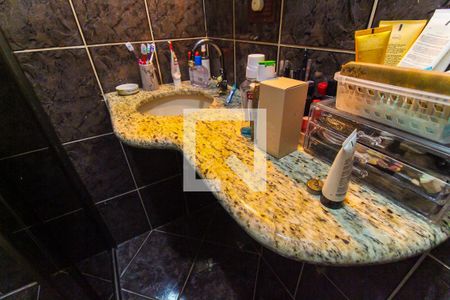 Casa à venda com 150m², 3 quartos e 3 vagas Casa à venda com 150m², 3 quartos e 3 vagasBanheiro 2