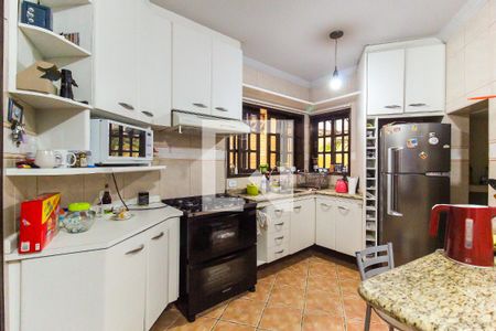 Casa à venda com 150m², 3 quartos e 3 vagas Casa à venda com 150m², 3 quartos e 3 vagasCozinha