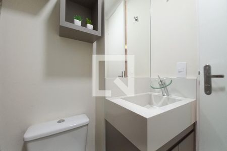 Lavabo  de apartamento à venda com 2 quartos, 60m² em Vila Satúrnia, Campinas
