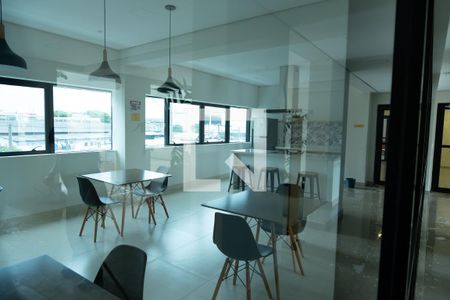 Apartamento para alugar com 29m², 1 quarto e sem vagaÁrea comum - Salão de festas