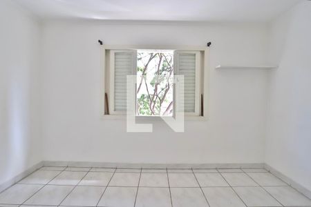 Casa à venda com 162m², 3 quartos e 4 vagasQuarto 2