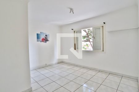 Casa à venda com 162m², 3 quartos e 4 vagasQuarto 2