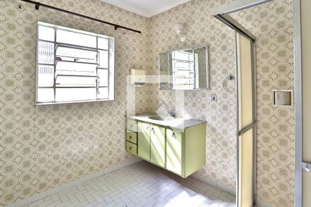 Casa à venda com 162m², 3 quartos e 4 vagasBanheiro