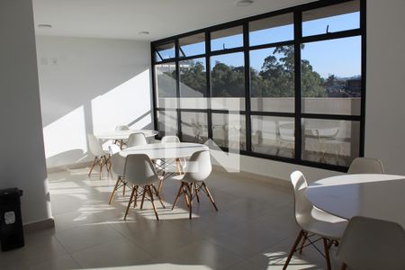 Apartamento para alugar com 48m², 2 quartos e 1 vagaÁrea comum - Salão de festas