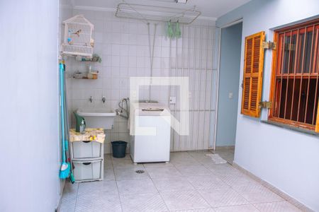 Casa à venda com 179m², 4 quartos e 2 vagasÁrea de Serviço