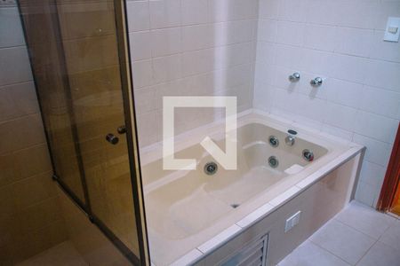 Casa à venda com 179m², 4 quartos e 2 vagasBanheiro da Suíte 3