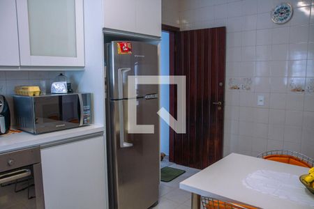 Casa à venda com 179m², 4 quartos e 2 vagasCozinha