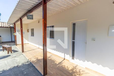 Casa para alugar com 55m², 2 quartos e 3 vagas Casa para alugar com 55m², 2 quartos e 3 vagasQuintal