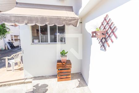 Casa para alugar com 55m², 2 quartos e 3 vagas Casa para alugar com 55m², 2 quartos e 3 vagasQuintal