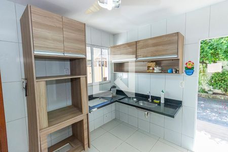 Casa para alugar com 55m², 2 quartos e 3 vagas Casa para alugar com 55m², 2 quartos e 3 vagasCozinha