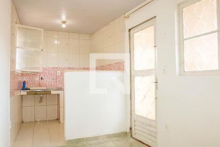 Sala de casa de condomínio para alugar com 1 quarto, 30m² em Quintino Bocaiúva, Rio de Janeiro