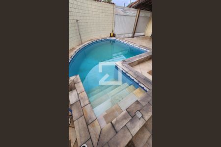 Casa para alugar com 120m², 3 quartos e 2 vagas Casa para alugar com 120m², 3 quartos e 2 vagasPiscina