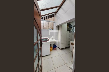 Casa para alugar com 120m², 3 quartos e 2 vagas Casa para alugar com 120m², 3 quartos e 2 vagasDetalhe da area de serviço