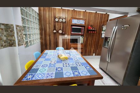 Casa para alugar com 120m², 3 quartos e 2 vagas Casa para alugar com 120m², 3 quartos e 2 vagasDetalhe da cozinha
