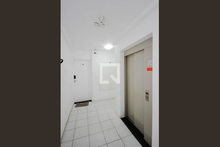 Apartamento para alugar com 49m², 2 quartos e 1 vaga Apartamento para alugar com 49m², 2 quartos e 1 vagaHall de Entrada
