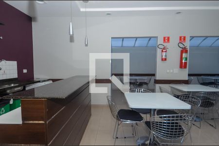 Apartamento para alugar com 49m², 2 quartos e 1 vaga Apartamento para alugar com 49m², 2 quartos e 1 vagaÁrea comum - Salão de festas