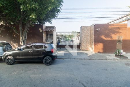 Casa de condomínio à venda com 100m², 2 quartos e 2 vagasFachada