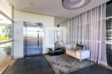 Apartamento à venda com 160m², 4 quartos e 2 vagasHall de entrada