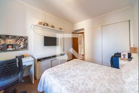 Apartamento à venda com 160m², 4 quartos e 2 vagasQuarto 2