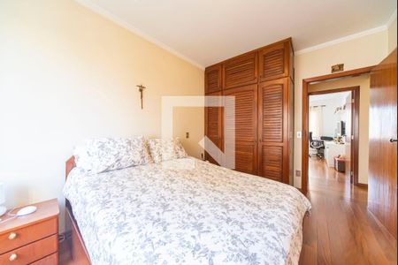 Apartamento à venda com 160m², 4 quartos e 2 vagasQuarto 4
