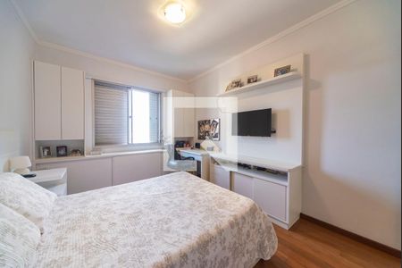 Apartamento à venda com 160m², 4 quartos e 2 vagasQuarto 2