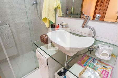 Apartamento à venda com 160m², 4 quartos e 2 vagasBanheiro do Quarto 4