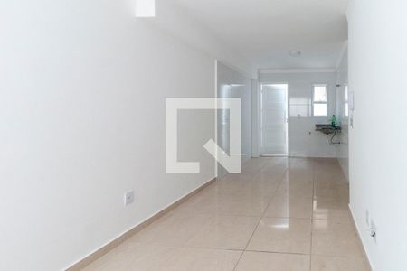 Sala de casa de condomínio para alugar com 2 quartos, 40m² em Cidade Líder, São Paulo