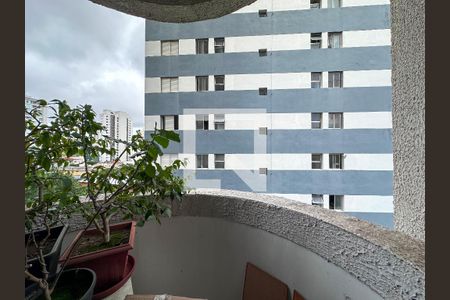 Apartamento à venda com 88m², 3 quartos e 1 vagaSacada Quarto 2