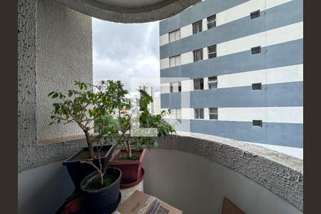 Apartamento à venda com 88m², 3 quartos e 1 vagaSacada Quarto 2