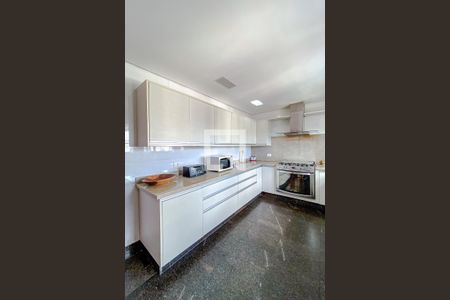 Cozinha de apartamento para alugar com 4 quartos, 273m² em Vila Regente Feijó, São Paulo