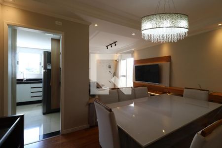 Apartamento à venda com 72m², 2 quartos e 1 vagaSala