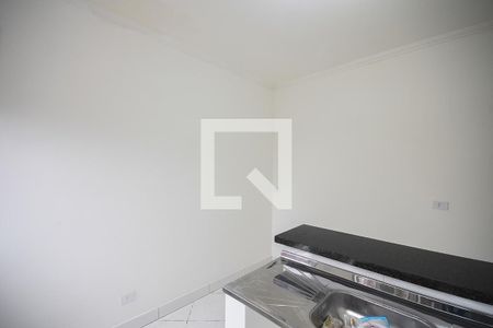 Cozinha de kitnet/studio para alugar com 1 quarto, 27m² em Campo Limpo, São Paulo