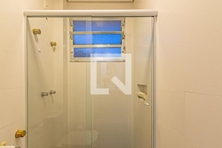 Apartamento para alugar com 250m², 3 quartos e 2 vagas Apartamento para alugar com 250m², 3 quartos e 2 vagasBanheiro 2