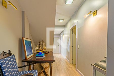 Apartamento para alugar com 250m², 3 quartos e 2 vagas Apartamento para alugar com 250m², 3 quartos e 2 vagasCorredor