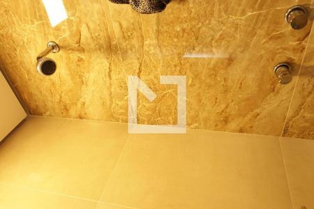 Banheiro de apartamento à venda com 2 quartos, 70m² em Vila Nova Cachoeirinha, São Paulo