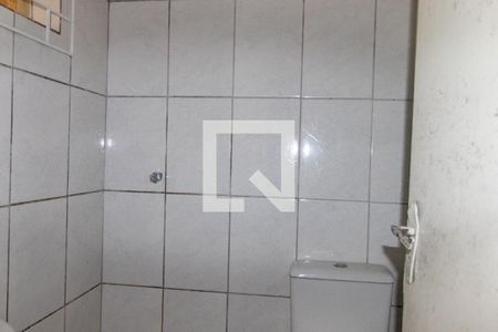 Banheiro da Suíte de casa para alugar com 1 quarto, 70m² em Parque da Fonte, São José dos Pinhais