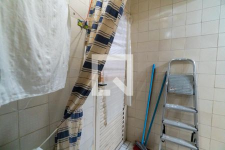 Casa à venda com 220m², 4 quartos e 2 vagasCasa 1 - Lavanderia