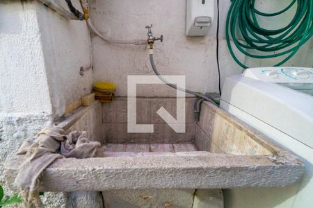 Casa à venda com 220m², 4 quartos e 2 vagasCasa 2 - Lavanderia Detalhe