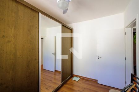 Quarto 2 de apartamento à venda com 2 quartos, 49m² em Santo Antônio, Porto Alegre