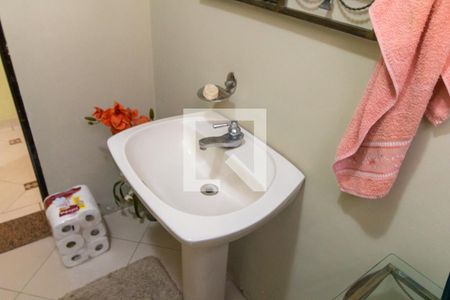 Casa à venda com 80m², 3 quartos e 1 vagaLavabo