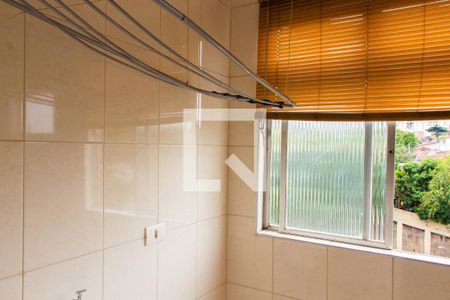 Apartamento à venda com 70m², 2 quartos e 1 vaga Apartamento à venda com 70m², 2 quartos e 1 vagaÁREA DE SERVIÇO