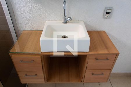 Apartamento à venda com 70m², 2 quartos e 1 vaga Apartamento à venda com 70m², 2 quartos e 1 vagaBANHEIRO