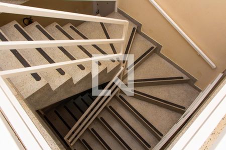 Apartamento à venda com 70m², 2 quartos e 1 vaga Apartamento à venda com 70m², 2 quartos e 1 vagaESCADARIA DE ACESSO