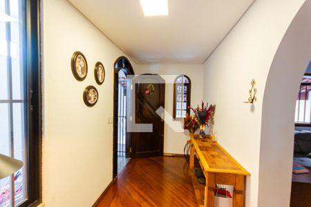Hall de Entrada de casa à venda com 3 quartos, 295m² em Utinga, Santo André