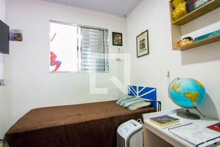 Casa 1 - Quarto 2 de casa à venda com 5 quartos, 260m² em Vila Scarpelli, Santo André